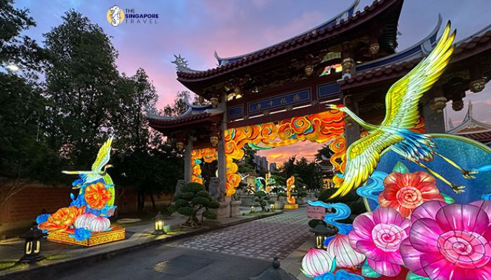 Discover the Charm at Lian Shan Shuang Lin Monastery